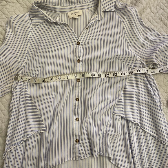 Adorable asymmetrical blouse - Picture 5 of 7